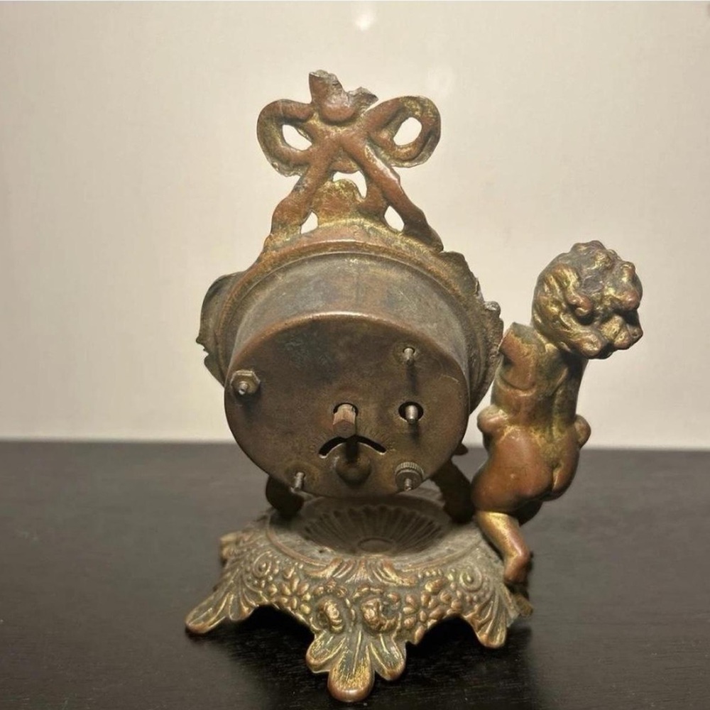 Antique cherub decor - Picture 3 of 3